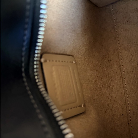 Coach 🌲 Andrea Mini Carryall in Monogram Black and Cream Leather - Picture 13 of 13